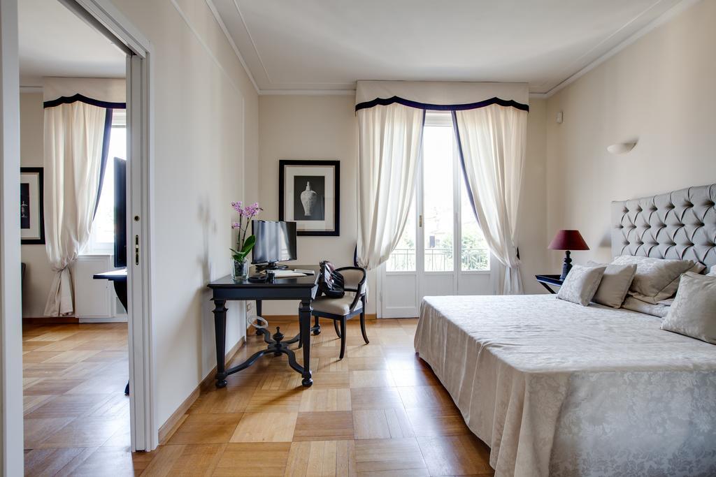 Kometa Suites & Apartments Флоренція Екстер'єр фото