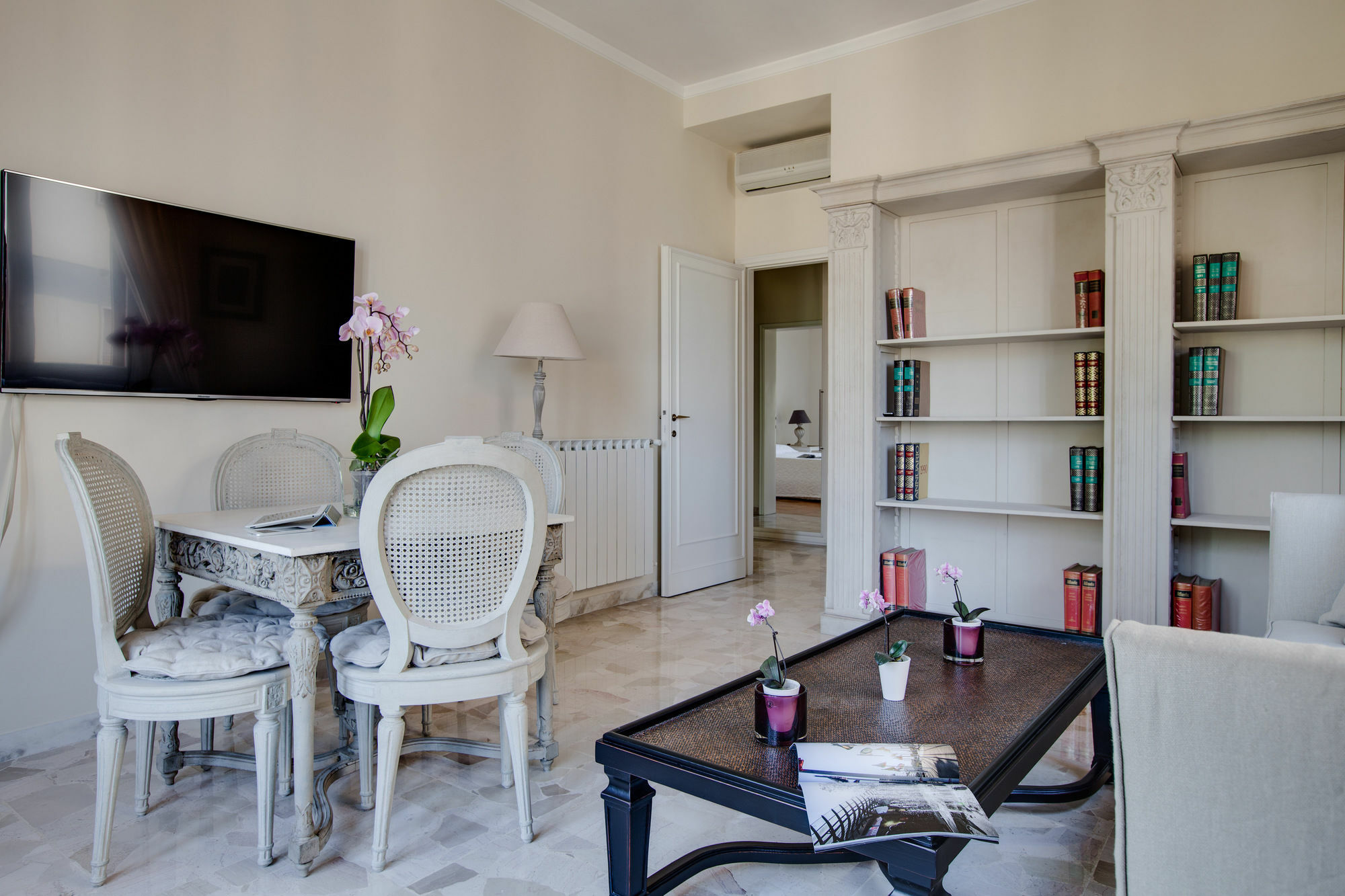 Kometa Suites & Apartments Флоренція Екстер'єр фото