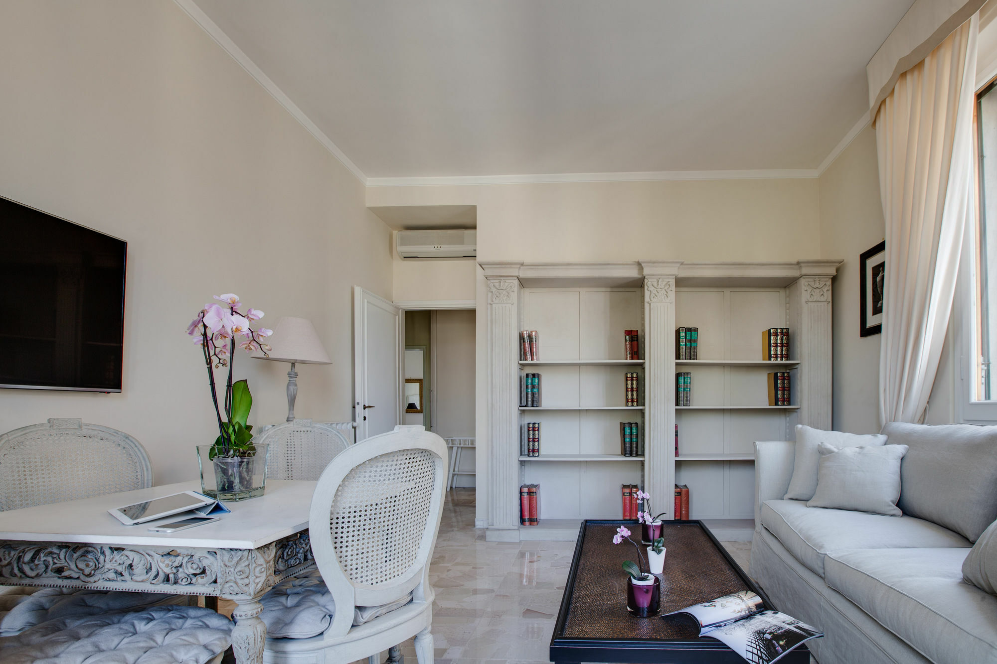 Kometa Suites & Apartments Флоренція Екстер'єр фото