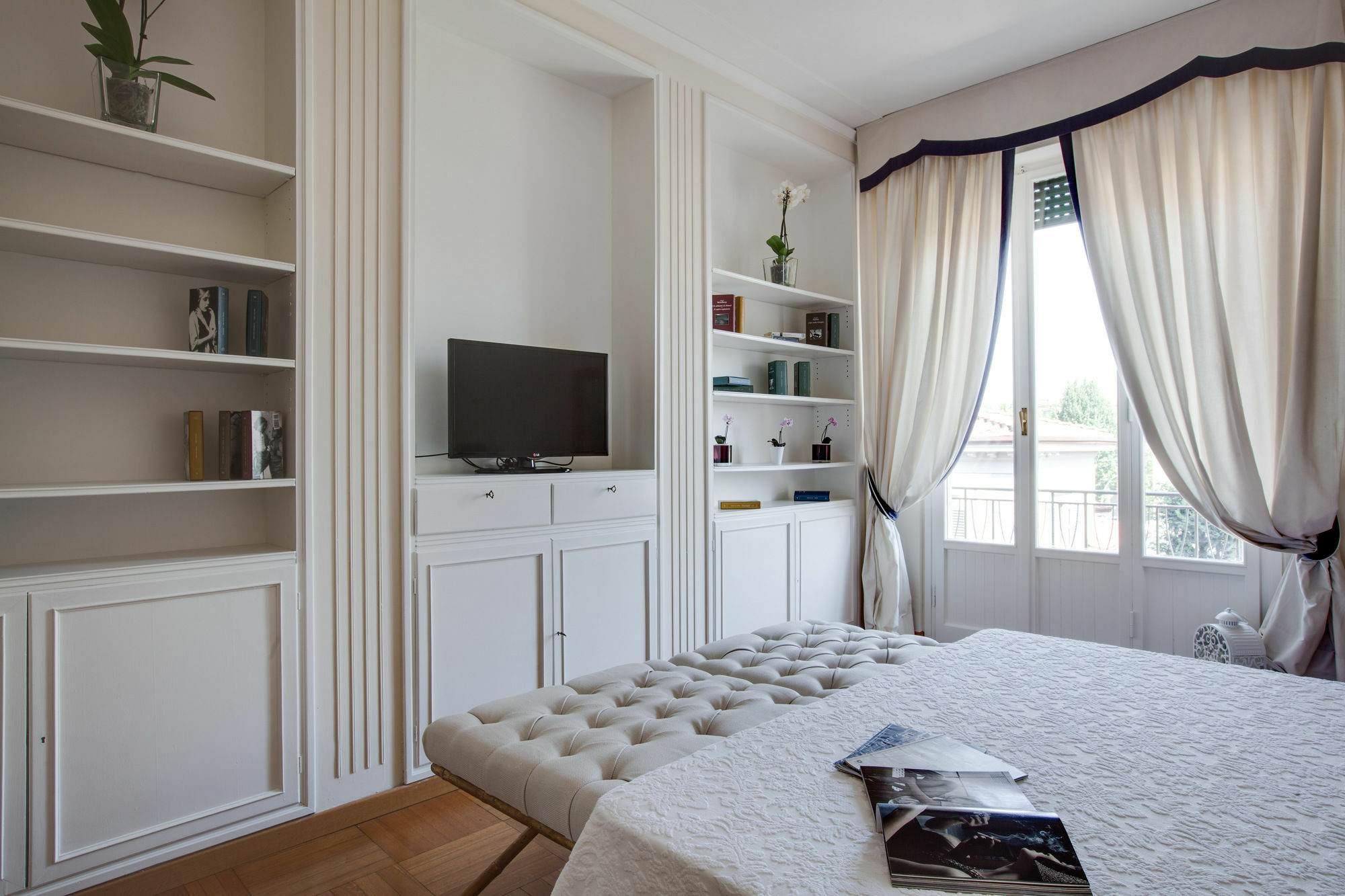 Kometa Suites & Apartments Флоренція Екстер'єр фото